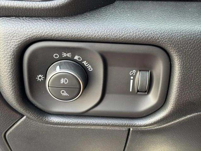 2026 Ram 2500 Tradesman Crew Cab 4x4 64 Box