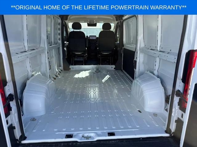 2025 Ram ProMaster Cargo Van Tradesman Low Roof 136" WB w/Pass Seat