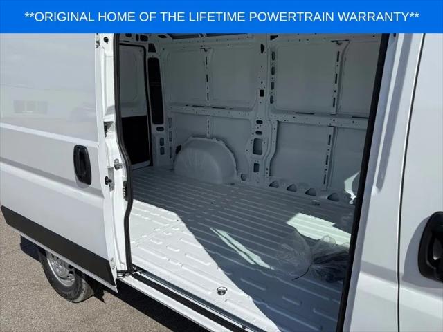 2025 Ram ProMaster Cargo Van Tradesman Low Roof 136" WB w/Pass Seat