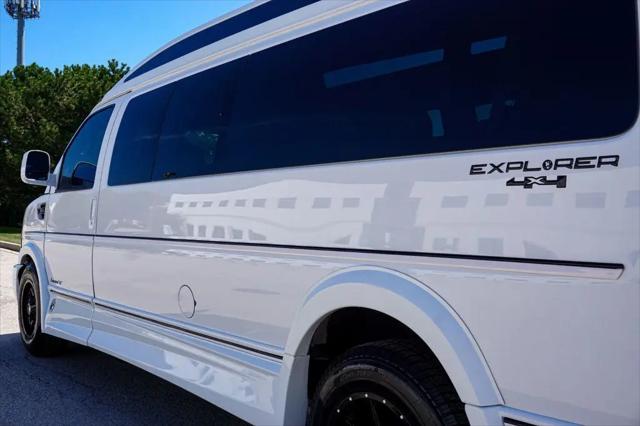 2023 GMC Savana Cargo RWD 2500 Extended Wheelbase Work Van