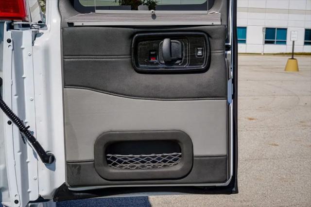 2023 GMC Savana Cargo RWD 2500 Extended Wheelbase Work Van