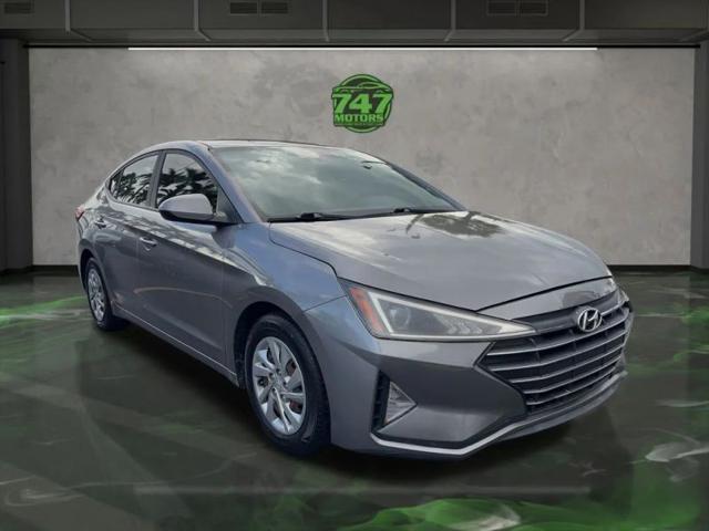 2020 Hyundai Elantra SE