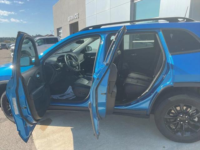 2023 Jeep Cherokee Altitude Lux 4x4