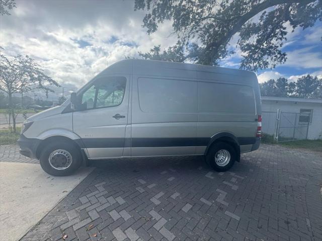 2014 Freightliner Sprinter Standard