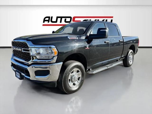 2024 Ram 3500 Tradesman Crew Cab 4x4 6'4" Box