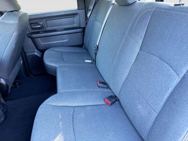2024 Ram 3500 Tradesman Crew Cab 4x4 6'4" Box