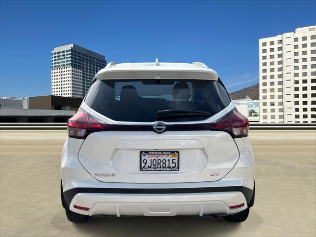 2023 Nissan Kicks SV Xtronic CVT