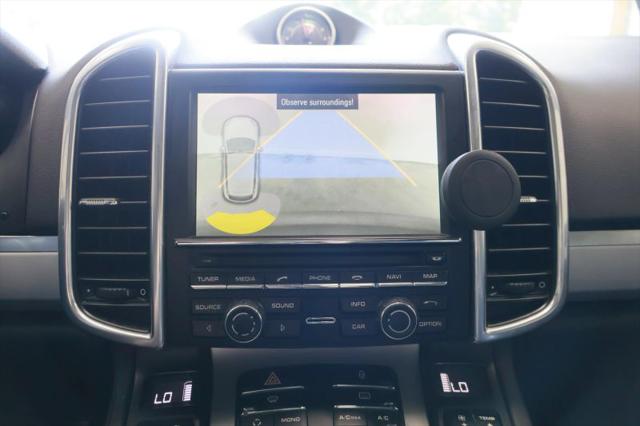 2013 Porsche Cayenne GTS