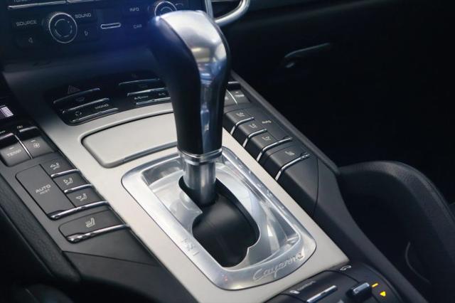 2013 Porsche Cayenne GTS