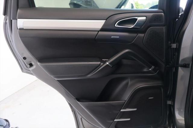 2013 Porsche Cayenne GTS
