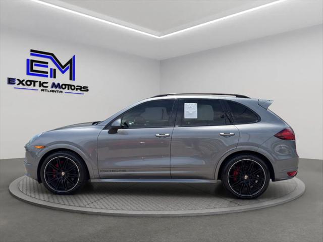 2013 Porsche Cayenne GTS
