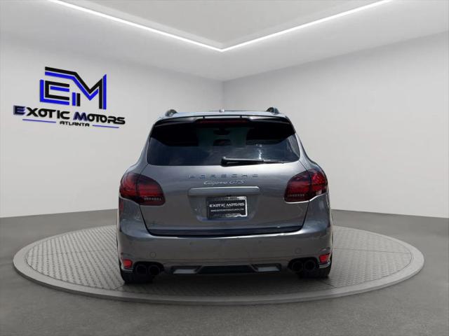 2013 Porsche Cayenne GTS
