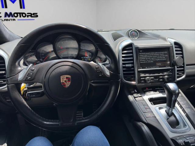 2013 Porsche Cayenne GTS
