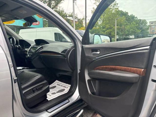 2017 Acura MDX w/Technology Package