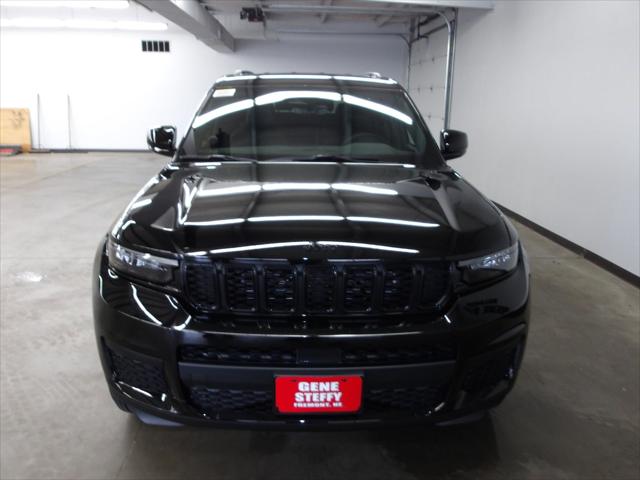2025 Jeep Grand Cherokee L Altitude 4x4