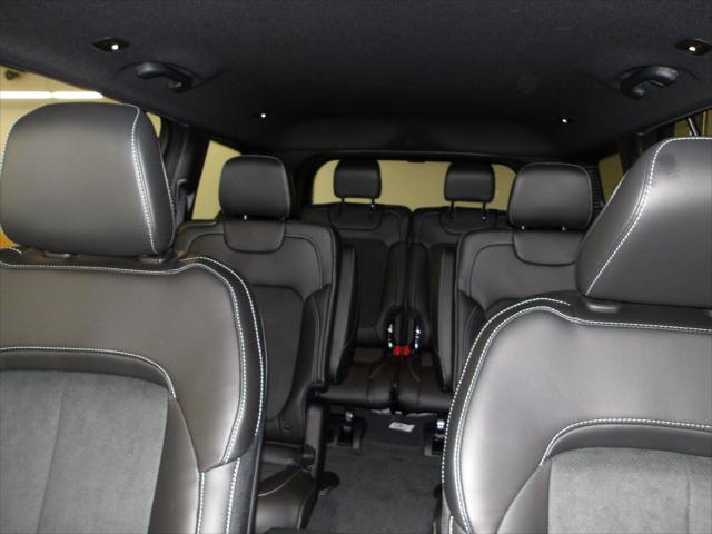 2025 Jeep Grand Cherokee L Altitude 4x4