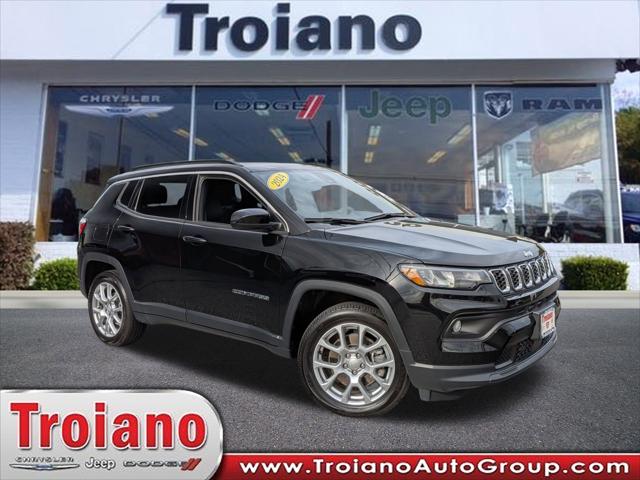 2024 Jeep Compass Latitude Lux FWD