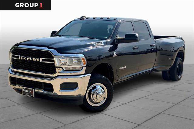 2020 RAM 3500 Tradesman Crew Cab 4x4 8 Box
