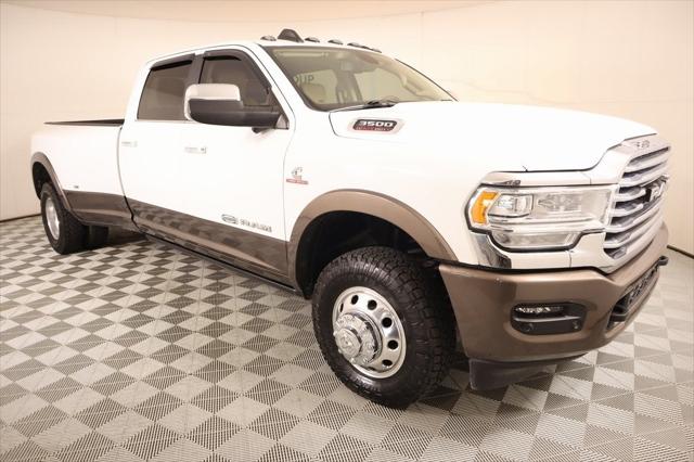2020 RAM 3500 Laramie Longhorn Crew Cab 4x4 8 Box