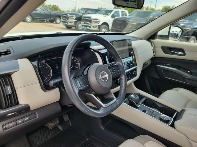 2023 Nissan Pathfinder SL 4WD 2023 Nissan Pathfinder SL 4WD