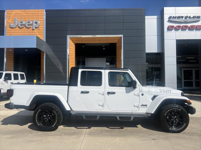 2022 Jeep Gladiator Willys 4x4 2022 Jeep Gladiator Willys 4x4