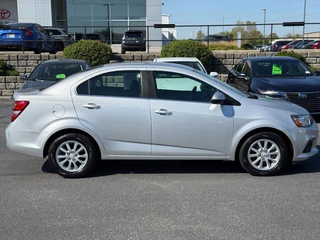 2020 Chevrolet Sonic FWD Sedan LT 2020 Chevrolet Sonic FWD Sedan LT