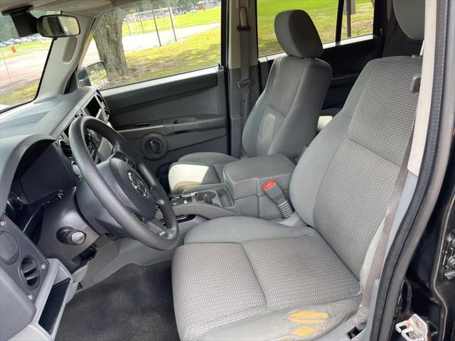 2007 Jeep Commander Sport