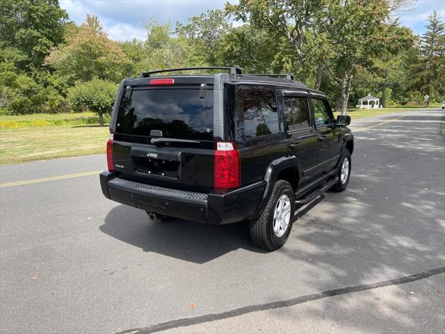 2007 Jeep Commander Sport