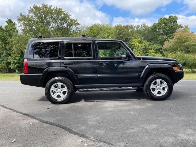 2007 Jeep Commander Sport