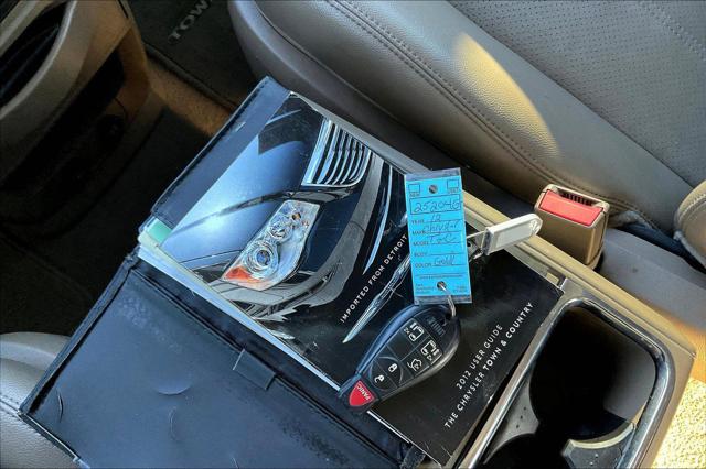 Used 2012 Chrysler Town & Country For Sale in Olive Branch, MS