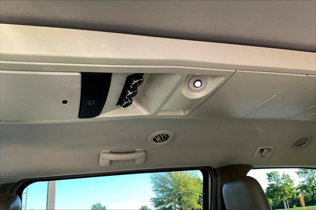 Used 2012 Chrysler Town & Country For Sale in Olive Branch, MS