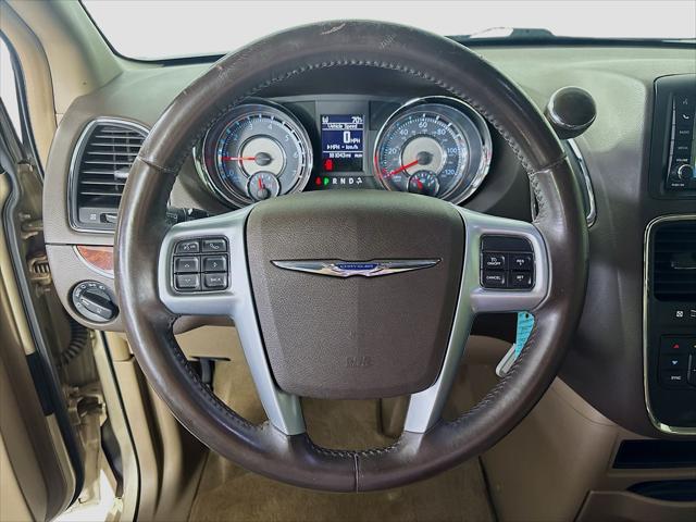 Used 2012 Chrysler Town & Country Touring For Sale in Olive Branch, MS
