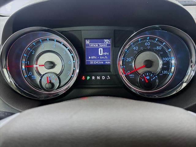 Used 2012 Chrysler Town & Country Touring For Sale in Olive Branch, MS