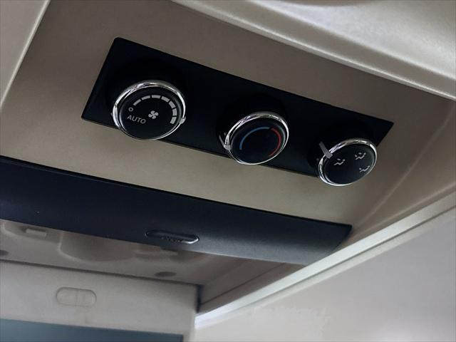 Used 2012 Chrysler Town & Country Touring For Sale in Olive Branch, MS
