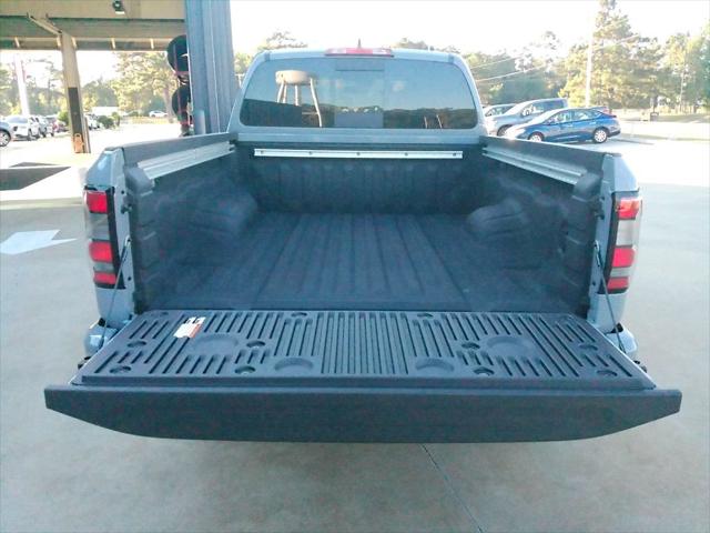 2026 Nissan Frontier Crew Cab Long Bed PRO-4X 4x4