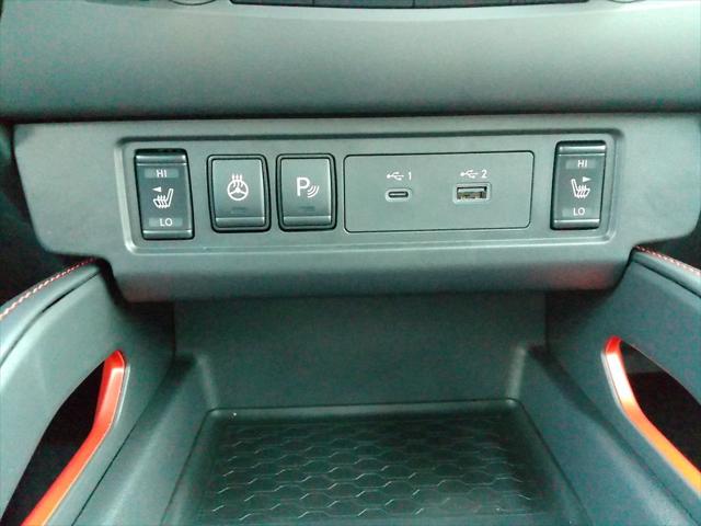 2026 Nissan Frontier Crew Cab Long Bed PRO-4X 4x4