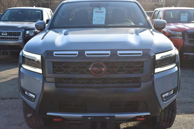2025 Nissan Frontier Crew Cab PRO-4X 4x4