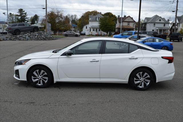 2025 Nissan Altima S FWD