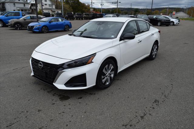 2025 Nissan Altima S FWD