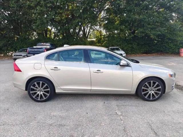 2017 Volvo S60 Inscription T5 Platinum