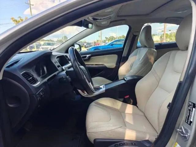 2017 Volvo S60 Inscription T5 Platinum