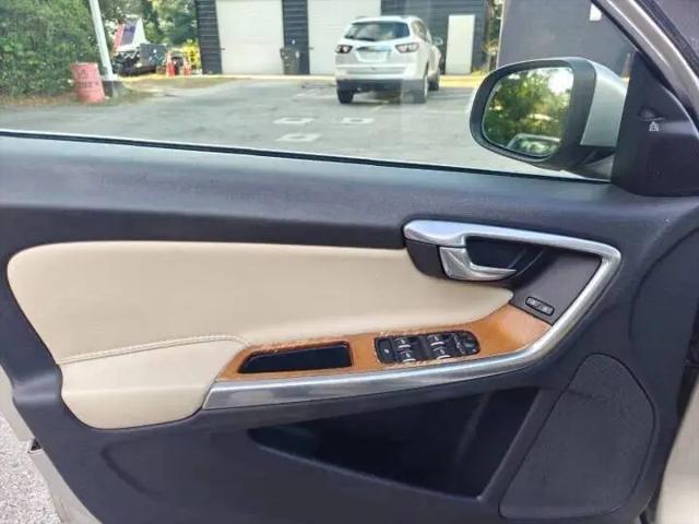 2017 Volvo S60 Inscription T5 Platinum