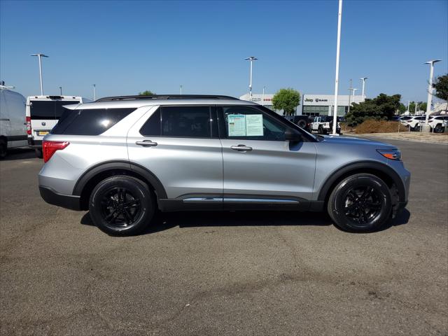 2022 Ford Explorer XLT 2022 Ford Explorer XLT