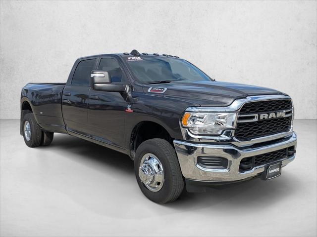 2024 RAM 3500 Tradesman Crew Cab 4x4 8 Box 2024 RAM 3500 Tradesman Crew Cab 4x4 8 Box