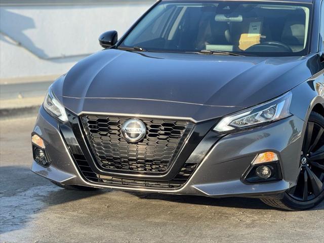 2022 Nissan Altima SR FWD