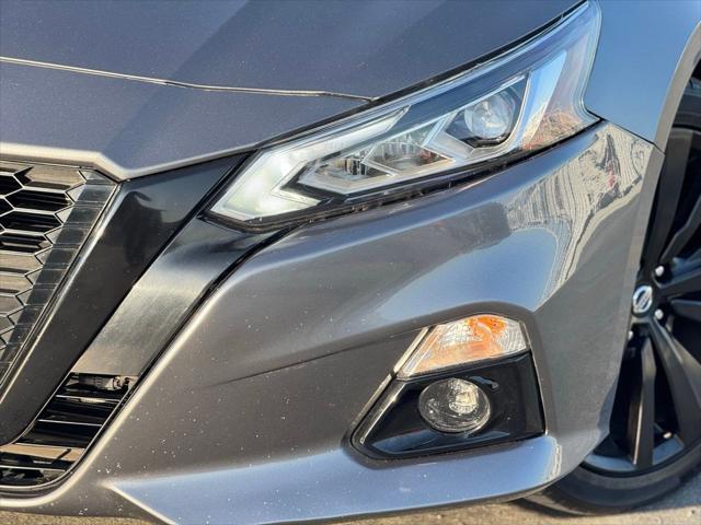 2022 Nissan Altima SR FWD