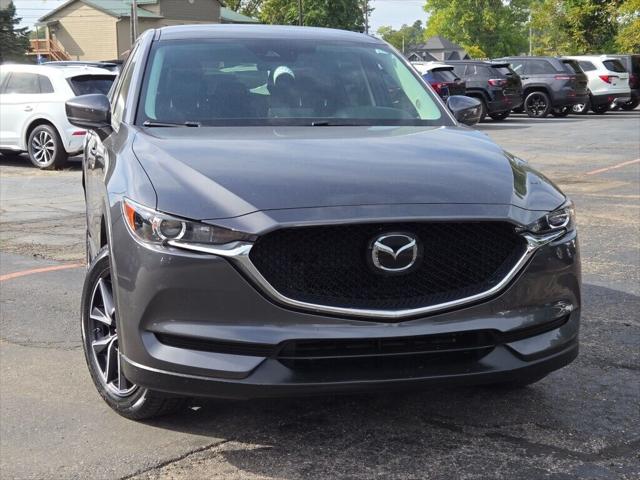 2018 Mazda CX-5 Touring 2018 Mazda CX-5 Touring