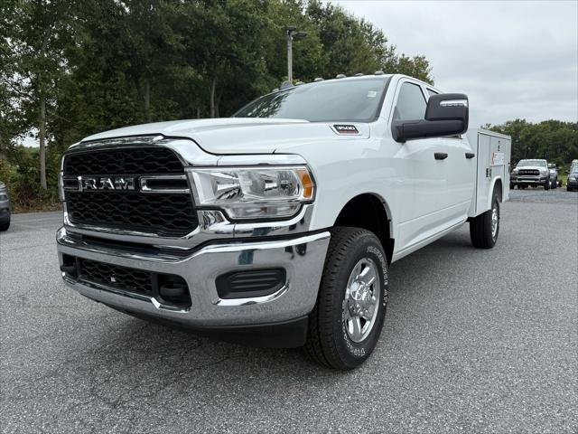 2024 RAM 3500 Tradesman Crew Cab 4x4 8 Box