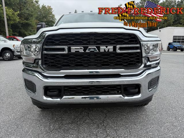 2024 RAM 3500 Tradesman Crew Cab 4x4 8 Box 2024 RAM 3500 Tradesman Crew Cab 4x4 8 Box