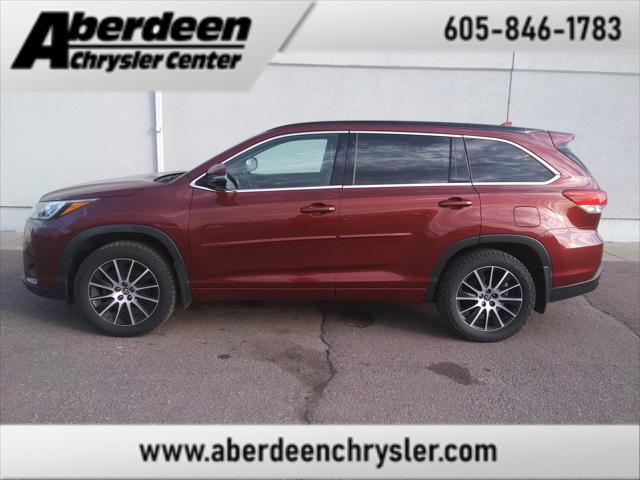 2017 Toyota Highlander SE 2017 Toyota Highlander SE